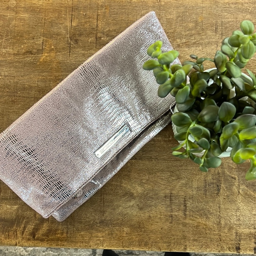 BCBGeneration clutch